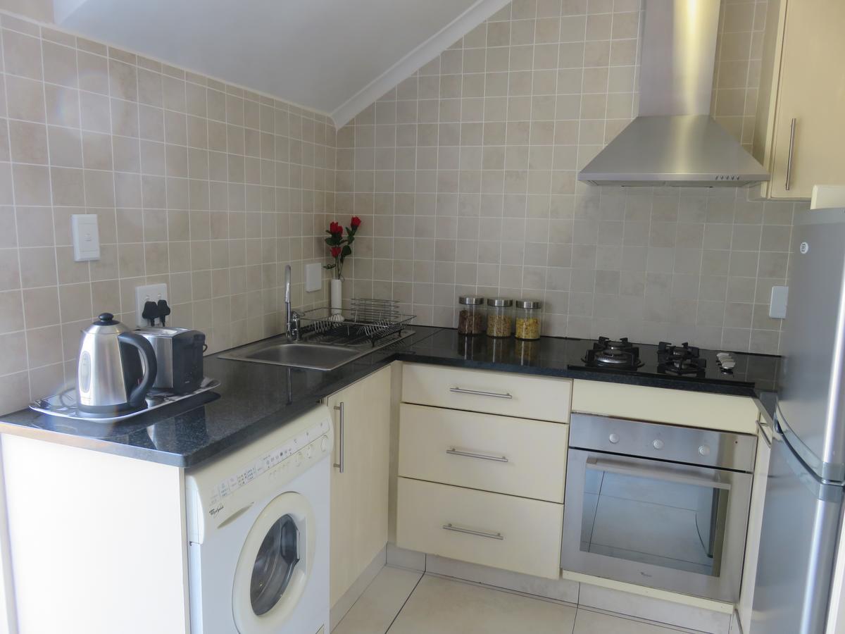 Milas Place Somerset West Extérieur photo